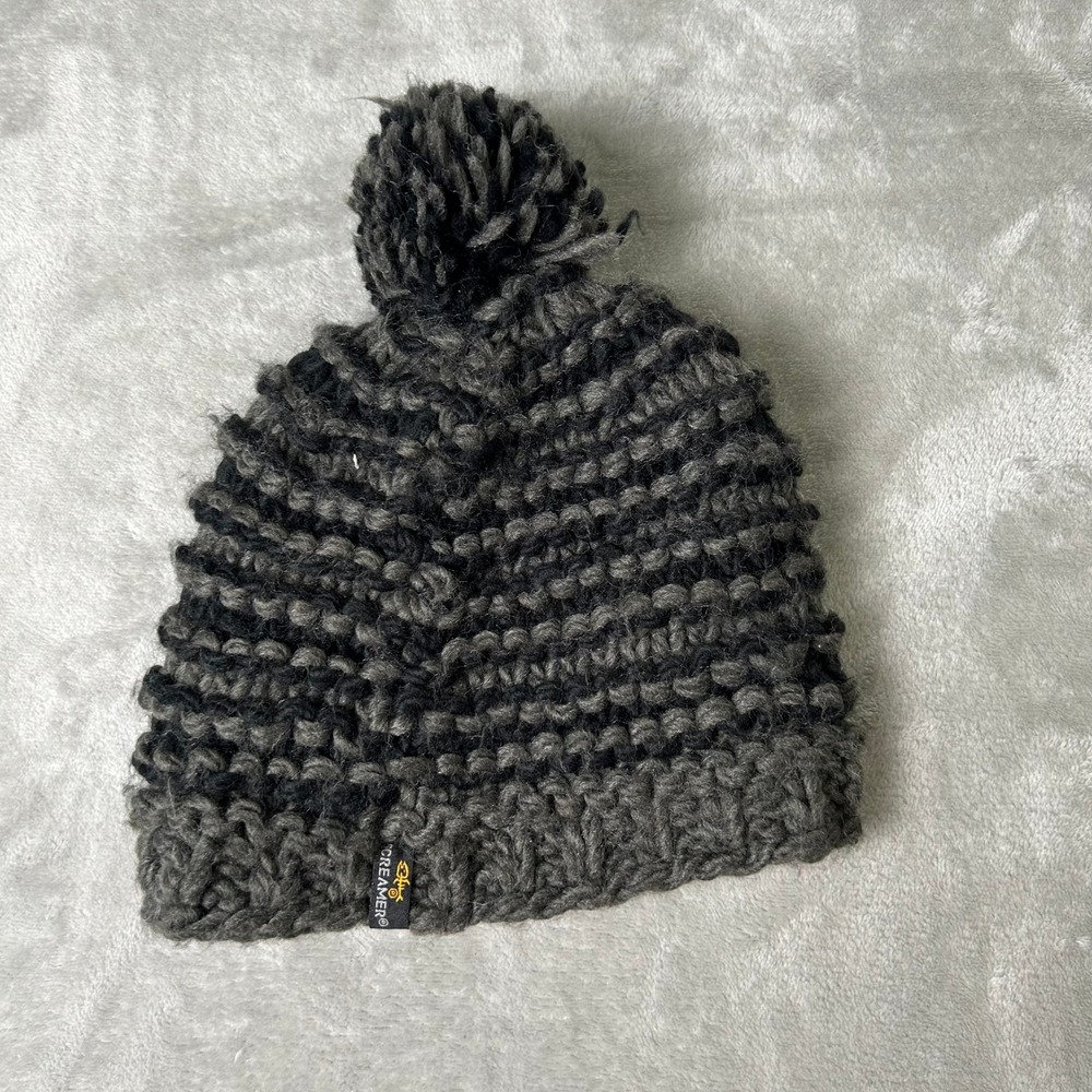 Screamer Hat Beanie Fitted One Size Gra y Wool Pom Cuffed Women Winter Knit